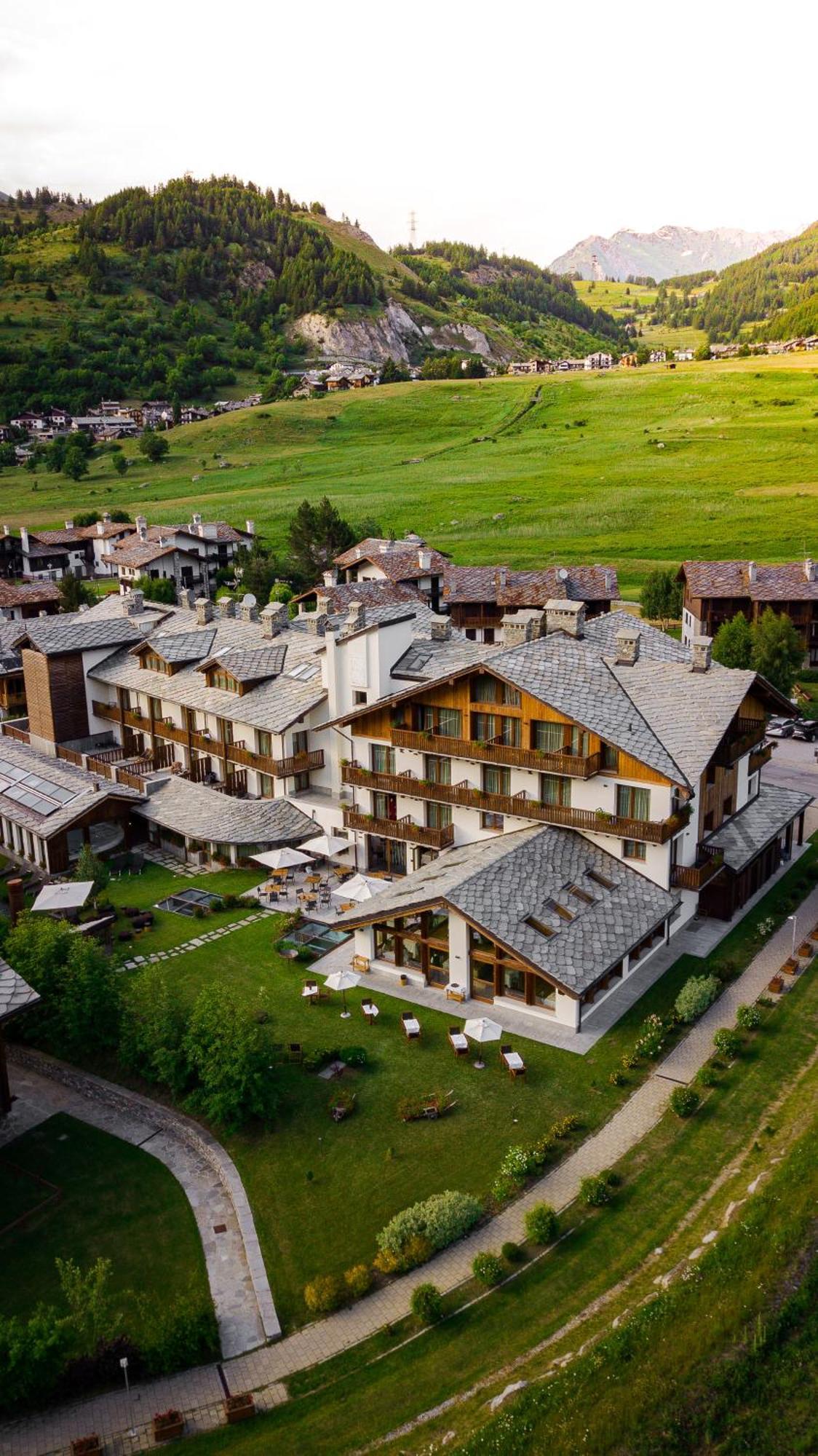 Montana Lodge & Spa, By R Collection Hotels La Thuile Eksteriør bilde