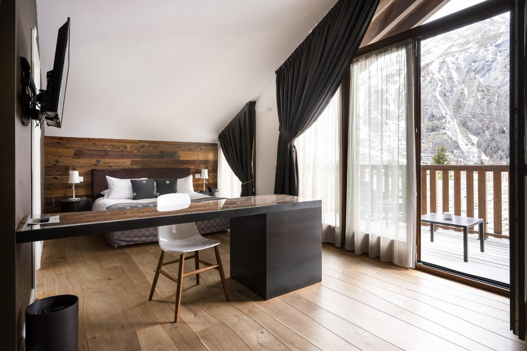 Montana Lodge & Spa, By R Collection Hotels La Thuile Eksteriør bilde